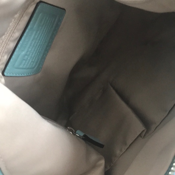 COACH BAG! Like new! - Picture 8 of 9